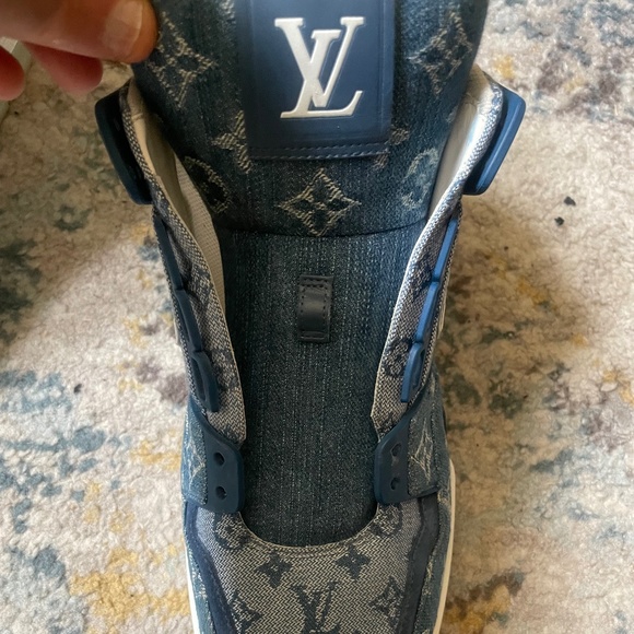Louis Vuitton Monogram Denim Mens Trainer - Picture 2 of 5